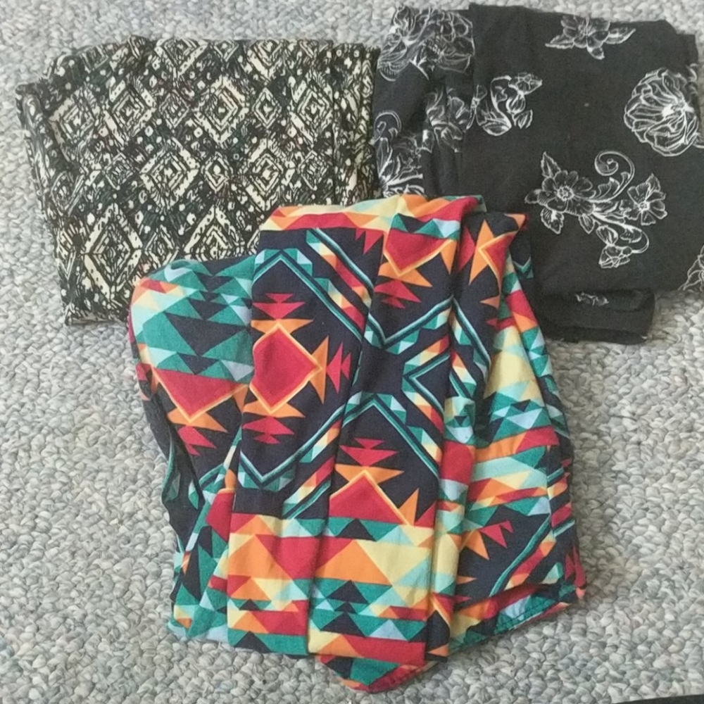 Three pairs of LuLaRoe One Size Leggings